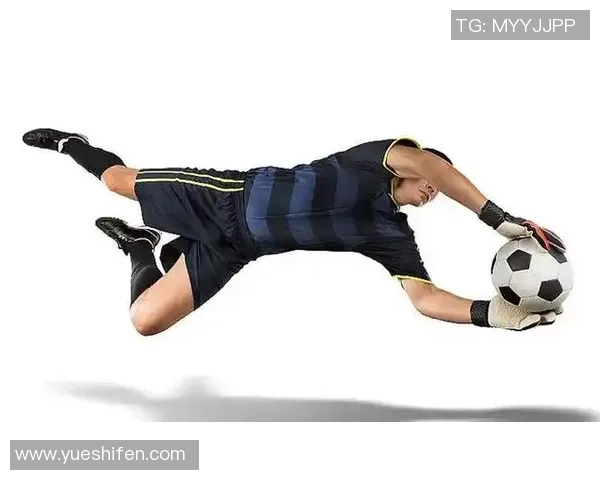 打牌与足球竞技融合探索:球星们的多元化运动魅力与挑战 打牌与足球竞技融合探索:球星们的多元化运动魅力与挑战